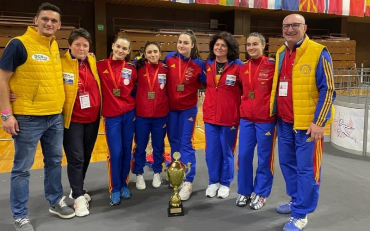 Floretă | Sătmăreanca Teodora Şofran, campioană europeană cu echipa României