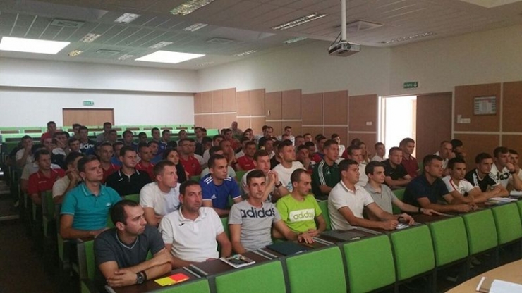 Arbitrii sătmăreni, prezenți la cursurile de instruire a arbitrilor din Liga 3 de la Cluj Napoca